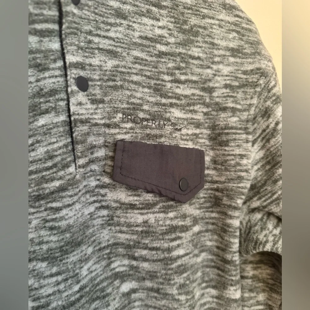 Properly Tied Boys Nova Fleece Pullover Grey NWT Size Youth Large YL Preppy